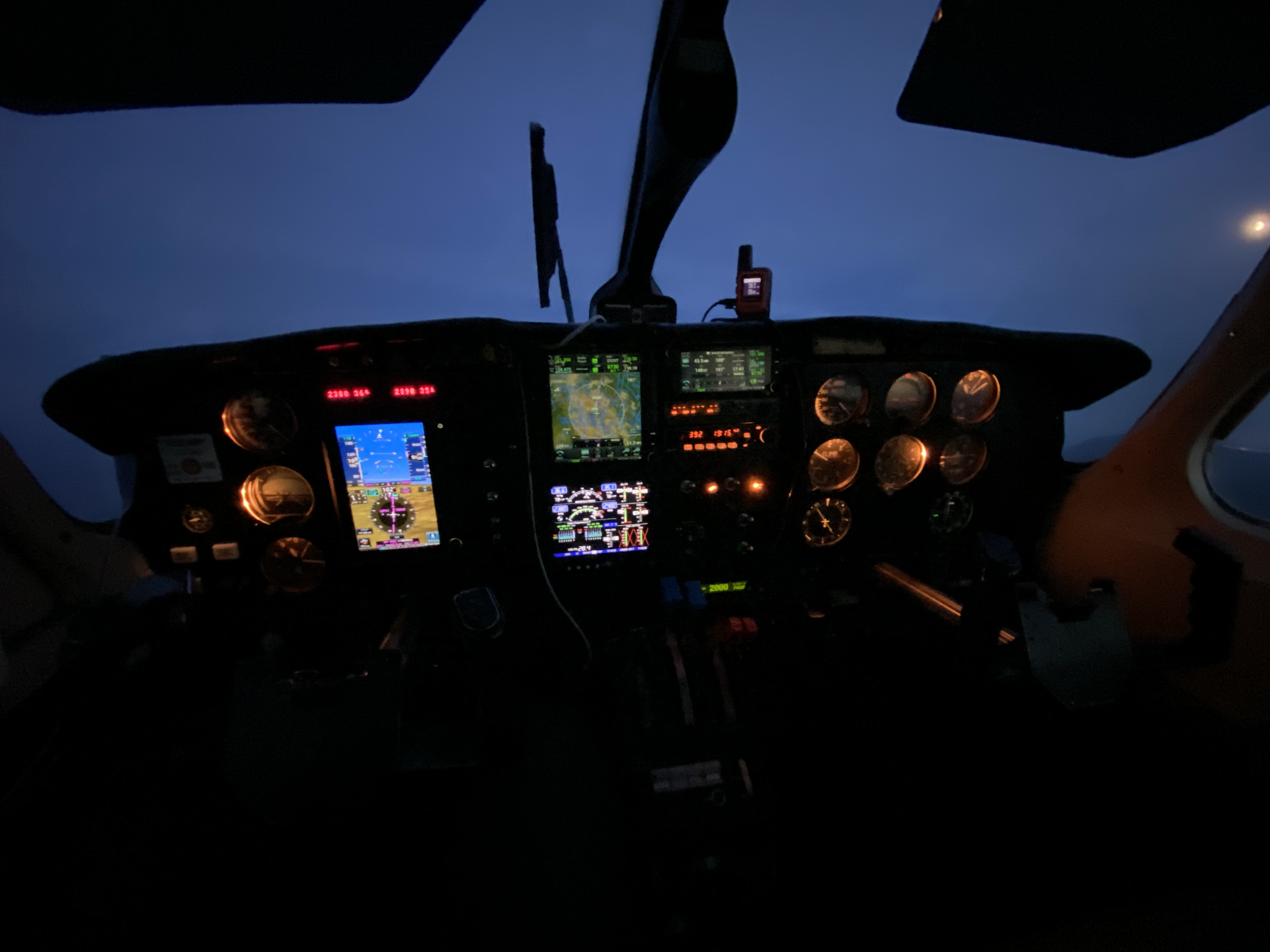 Cockpit of F-HODB, with panel lighting turned on at nighttime