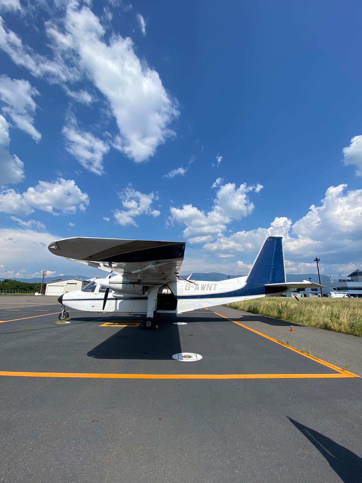 F-HSUR seen from the side on the apron